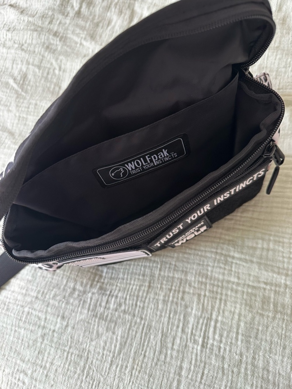 WOLFPAK animal print fanny pack - Picture 3 of 5